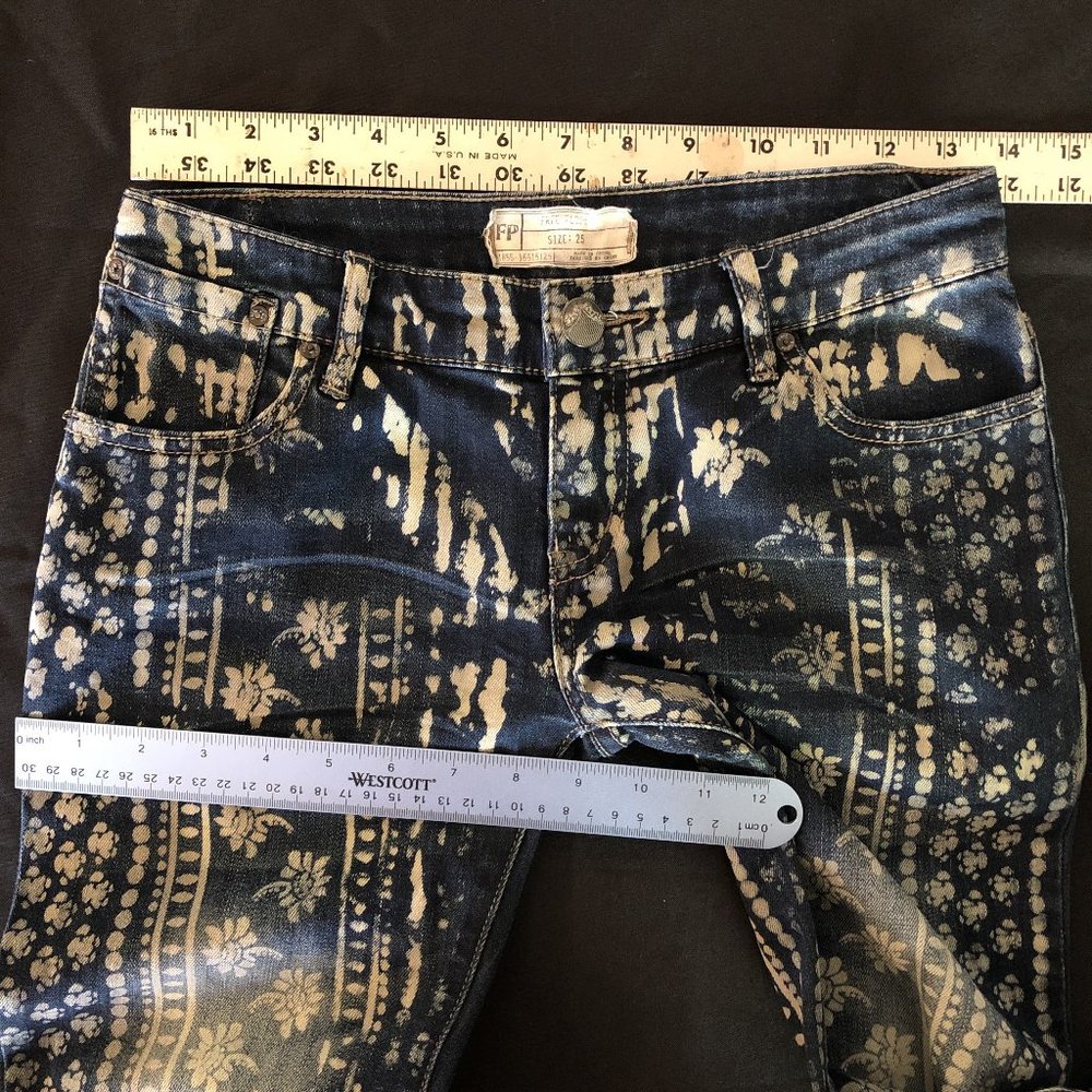 Free People Bali Mantra Flare Jeans S 25 - Picture 12 of 16
